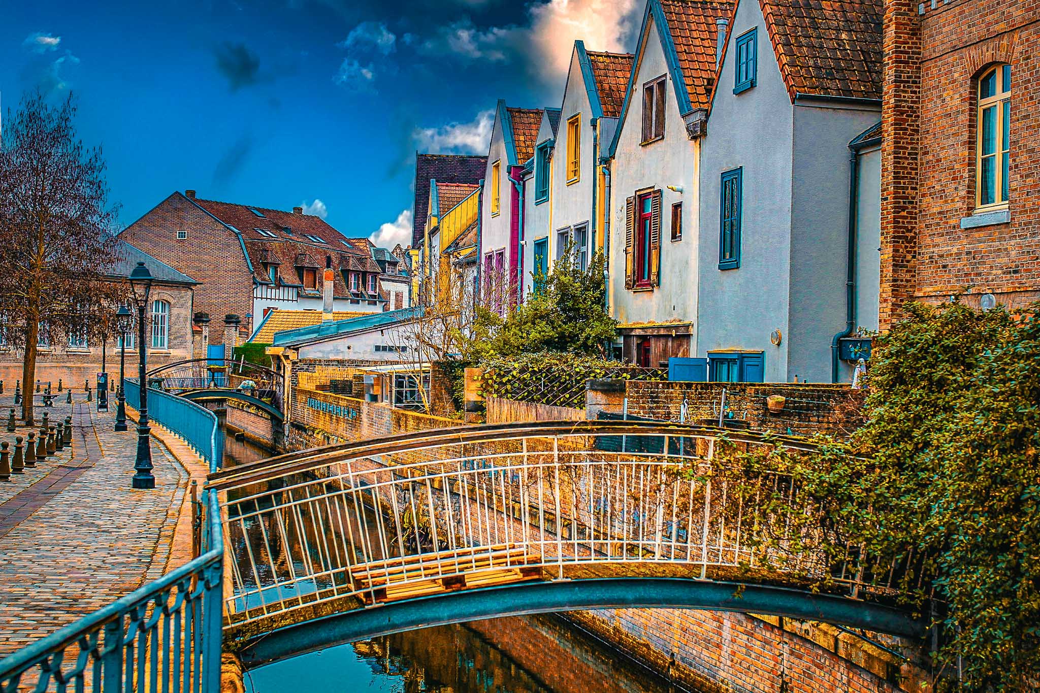 maisons de ville colorées à Amiens